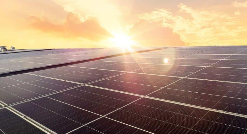 Instalación de sistemas solares fotovoltaicos