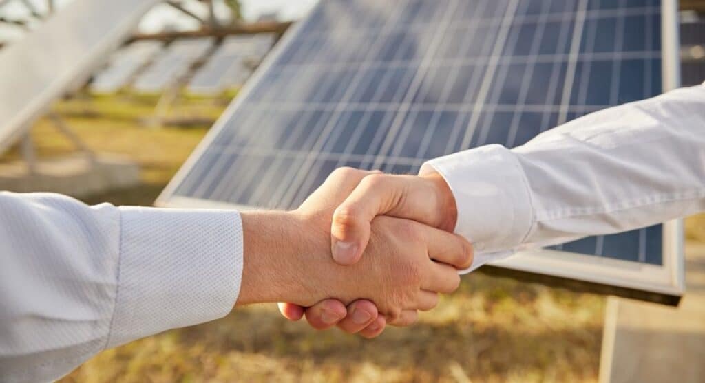 Instalación de sistemas solares fotovoltaicos